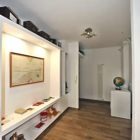 Heygenova Centro Jb Apartment